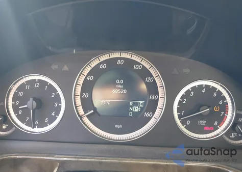 2011 Mercedes-Benz E 550 4Matic из США, поврежденный, VIN WDDHF9AB1BA264045